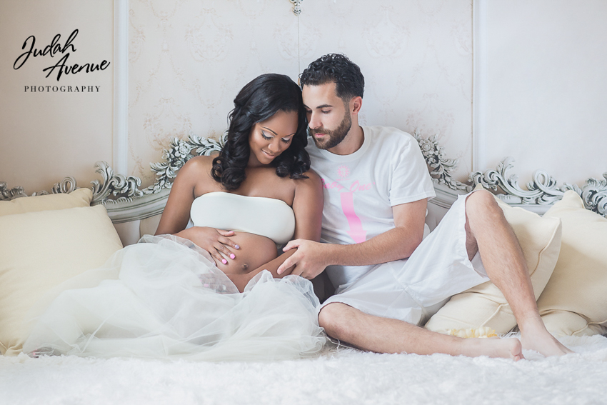 pregnancy and newborn photography